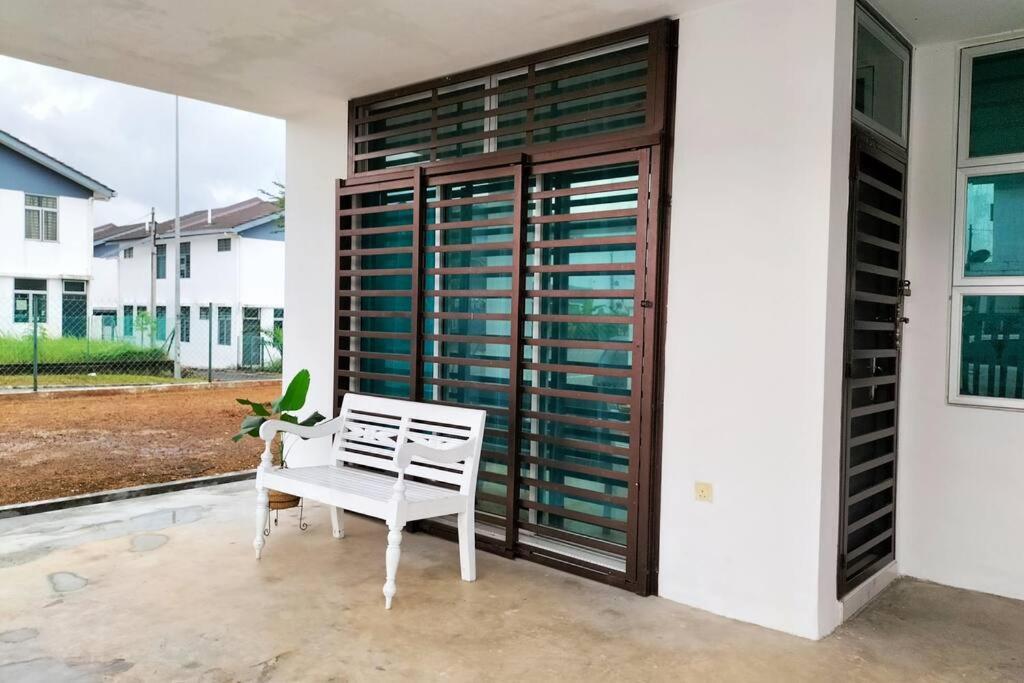 Iris 55 Corner Lot House Spacious Outdoor With Wi-Fi Johor Bahru Eksteriør billede