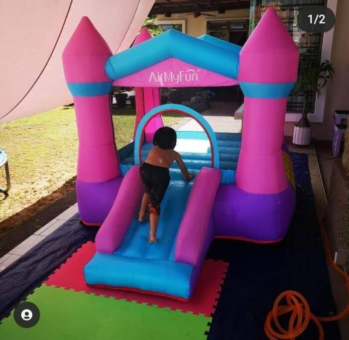 Iris 55 Corner Lot House Spacious Outdoor With Wi-Fi Johor Bahru Eksteriør billede