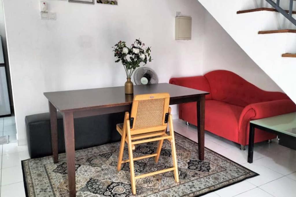 Iris 55 Corner Lot House Spacious Outdoor With Wi-Fi Johor Bahru Eksteriør billede